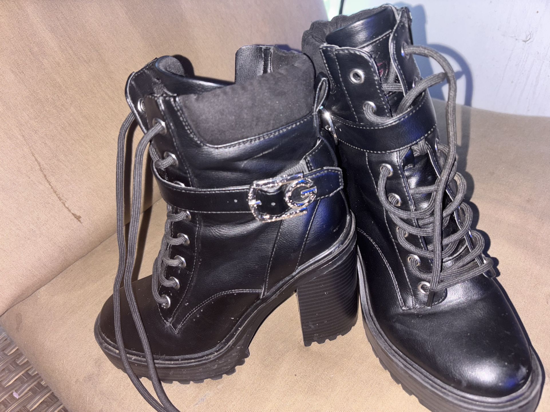 Black Boots (5 1\2)