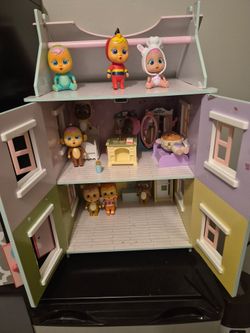 Cry Babies Dollhouse with Figures and Furniture