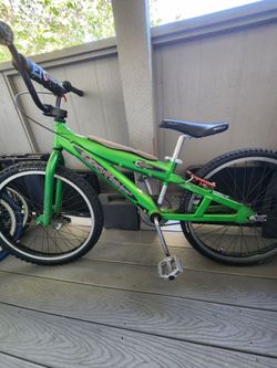 Gary fisher  lush rush 24 inch cruiser  bmx