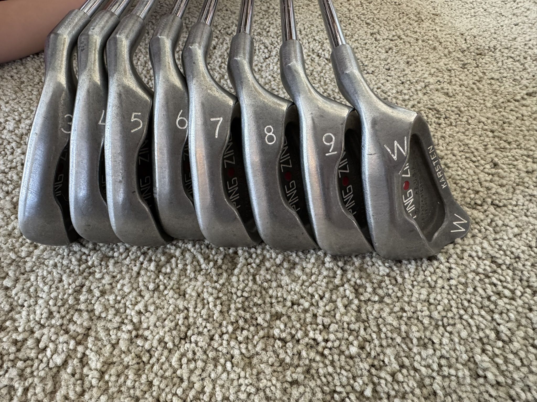 Complete Golf Club Set: Ping Zing 2 irons (3-PW), Titleist driver, TaylorMade Hybrid and Sand W, bag