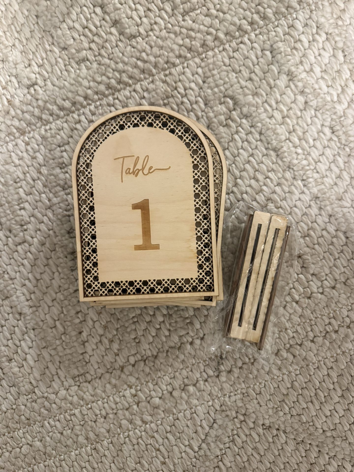 Rattan table Numbers