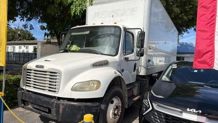 2020 Freightliner M106