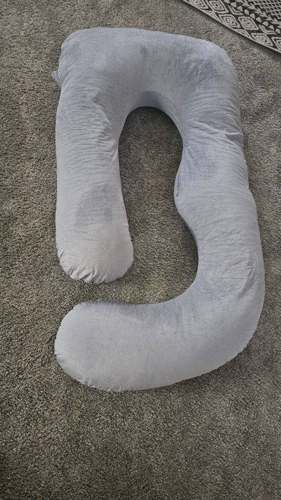 Momcozy Pregnancy Pillow Never Used Paid 60$ 