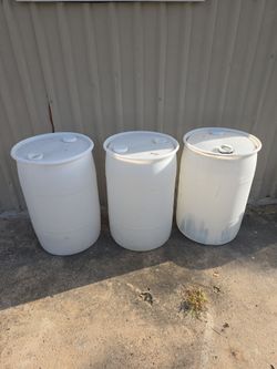 30 gal. Plastic drums