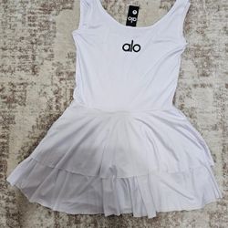 Vestidos Alo
