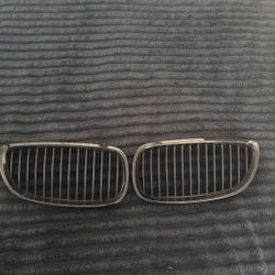BMW 335i Gloss Black Kidney Grill