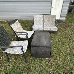 4-Piece Outdoor Patio Furniture Set – Metal & Wicker 