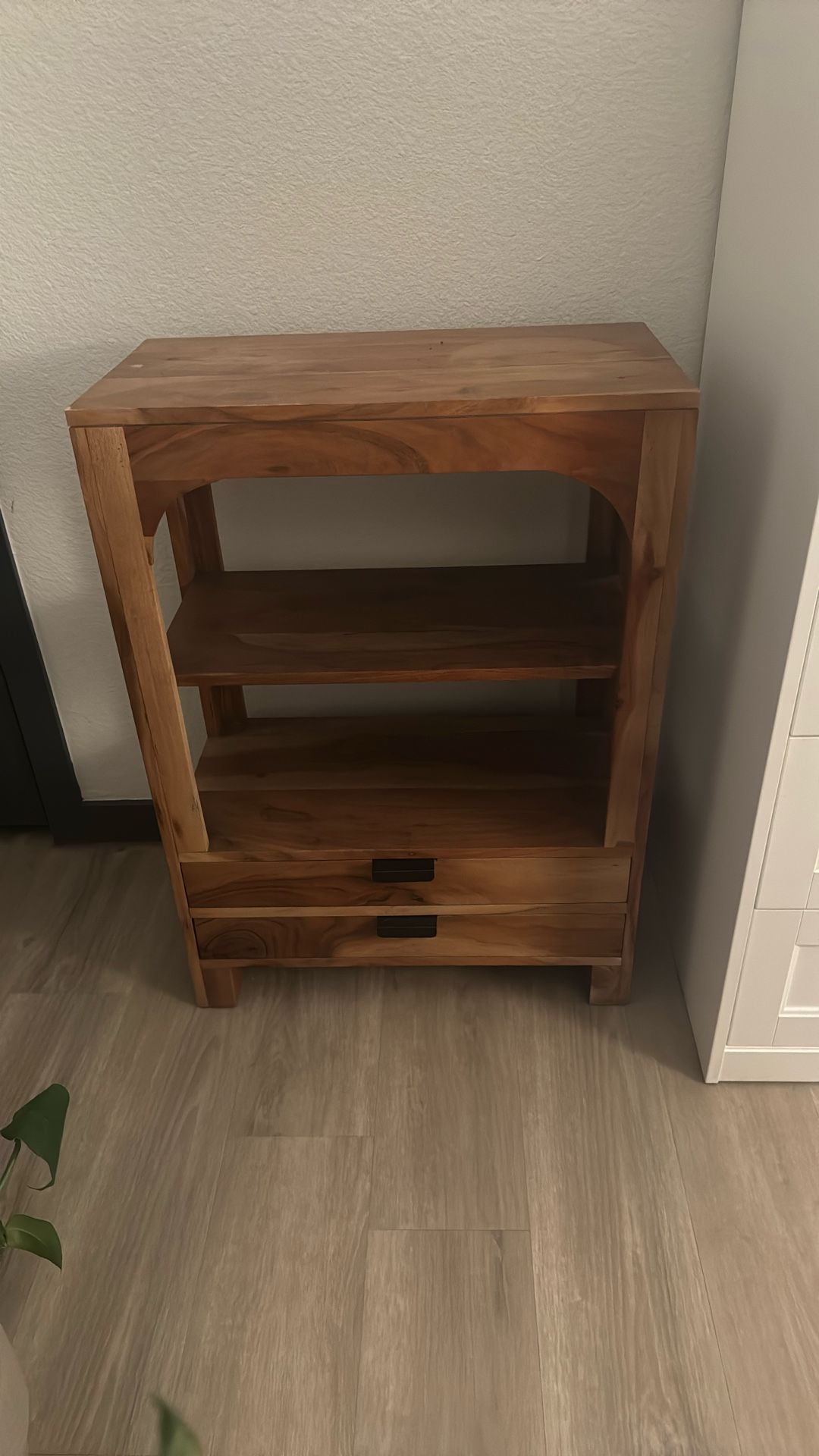 Stand/Shelving Unit