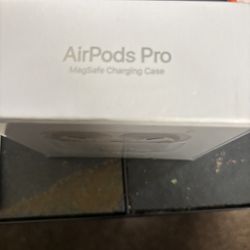 AirPods Pro Magsafe Charging Case