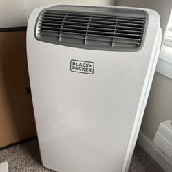 Black + Decker Air Conditioning Unit