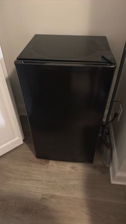 Fridge like new