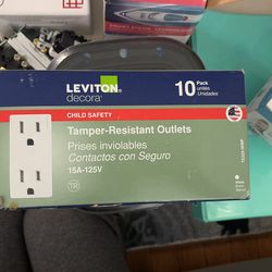 Leviton E5325-MW Decora Edge 15 Amp Tamper-Resistant Duplex Wall Outlet, 10-Pack - White