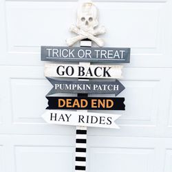 Halloween Yard Or Front Porch Sign (5 Ft Tall)