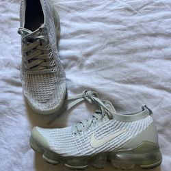 Nike Women Air Vapor max 