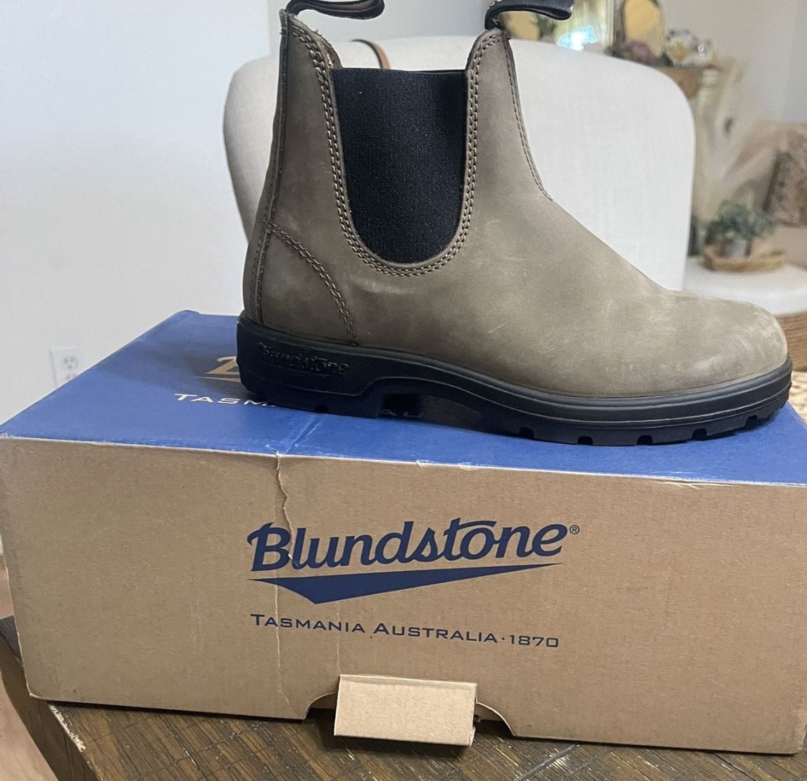 Blunstone Boots Size 7.5 New 