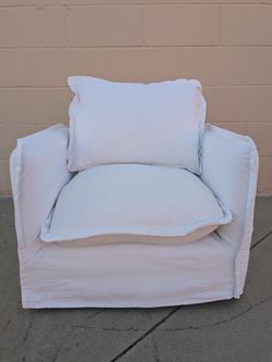 Sixpenny little neva White Slipcover Accent Chair