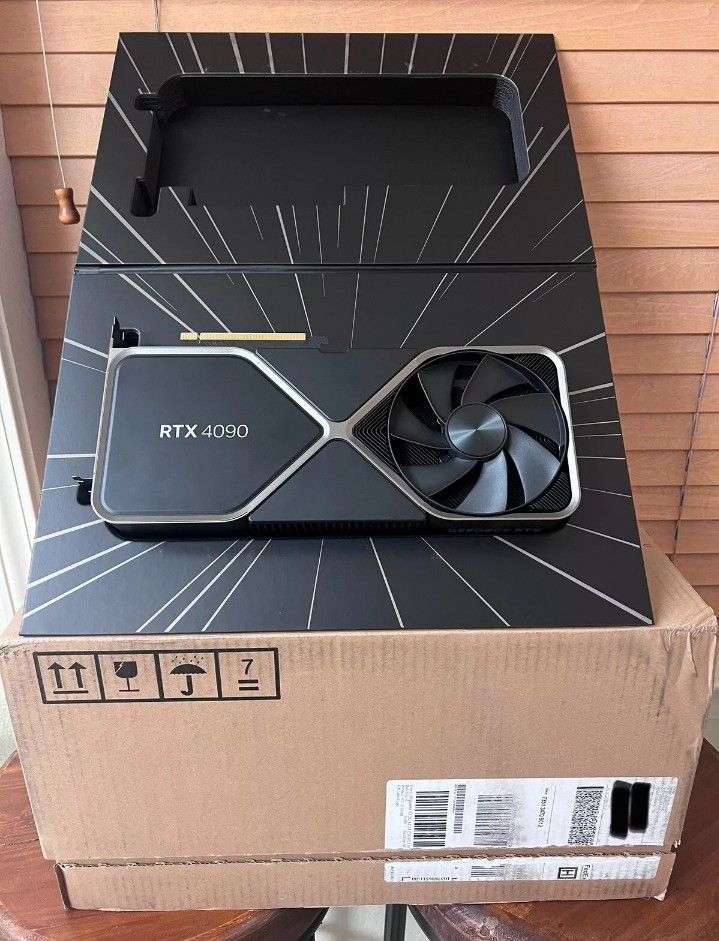 NVIDIA RTX 4090 Founders Edition 24GB GDRR6X