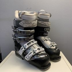 Salomon MJSJ DIVINE Ski Boots