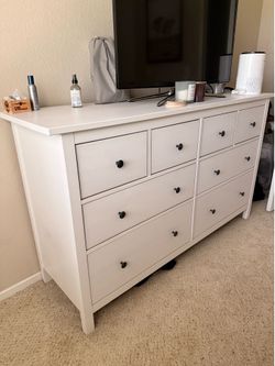 Furniture set