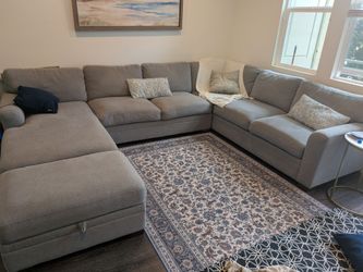 Thomasville Langdon Fabric Sectional + Storage Ottoman $800