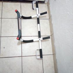 Pull Up Bar 