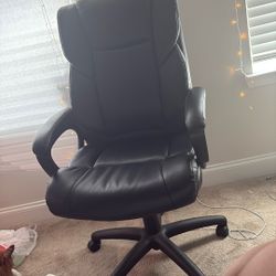 Office Chair For Saleeee!!!! Come Get It