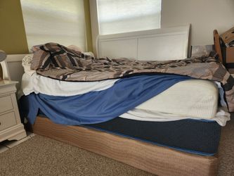 FREE – 2 Queen Mattresses + Mattress Pad