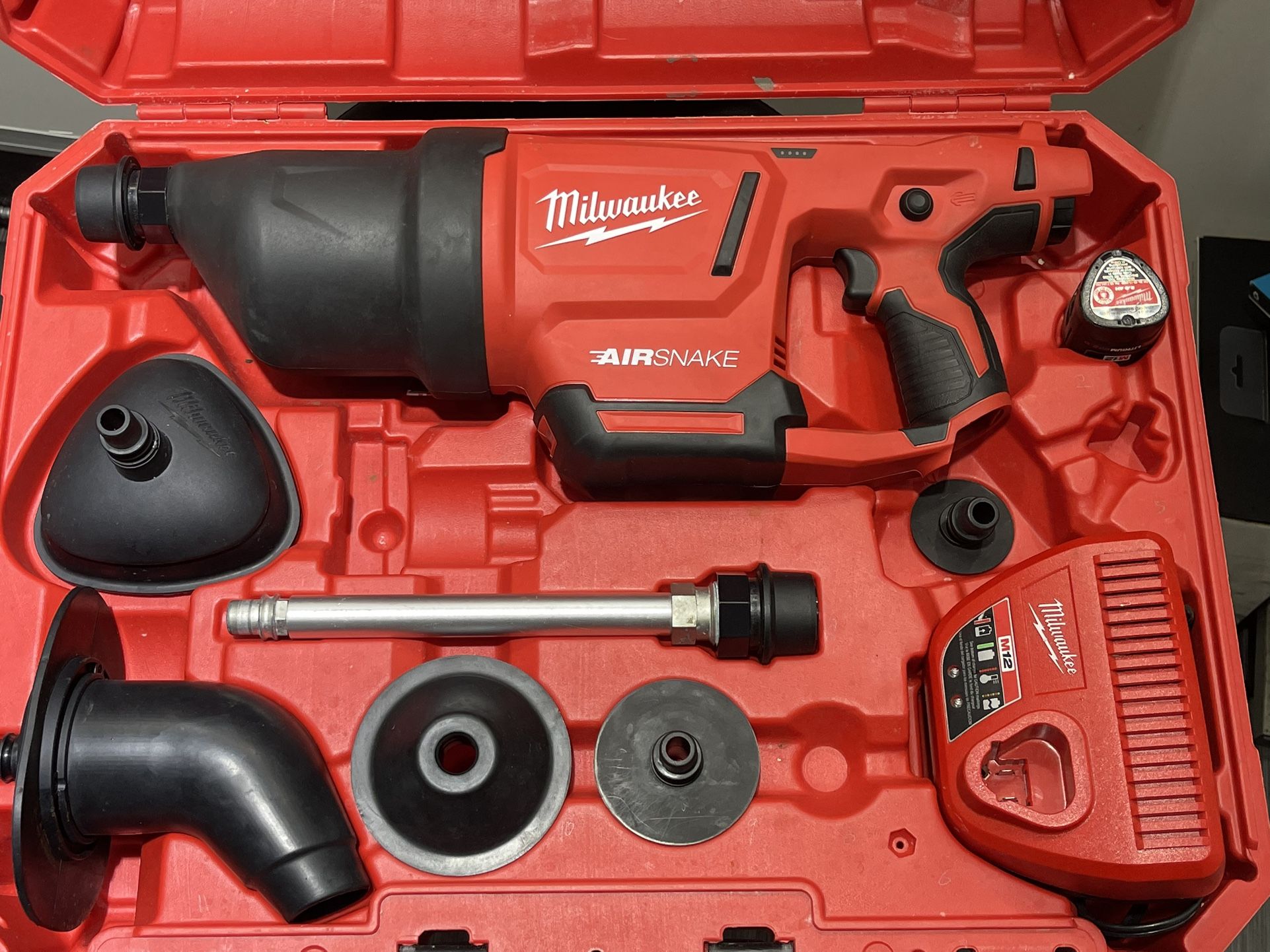 Milwaukee 2527-20 M12 Air snake 12V Drain cleaning Kit for Sale in ...