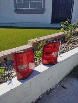 2007-2011 Chevy GMC truck taillights