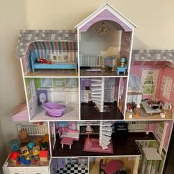 Kidkraft Doll House