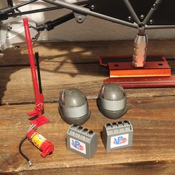 Traxxas UDR accessories