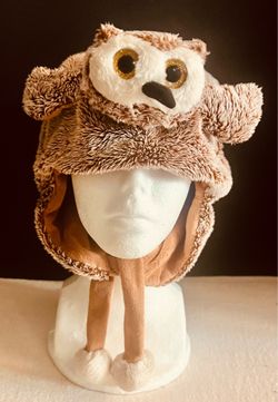 Super Soft Plush Hat of an owl is a cozy and adorable accessory for children and owl enthusiasts alike. Made with soft and cuddly plush material, this