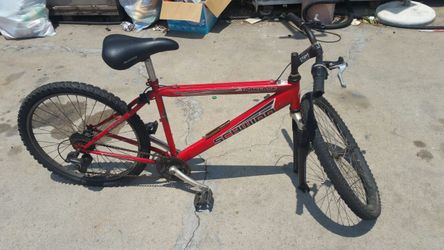 Schwinn traverse 26 inch mens mountain bike for Sale in Los Angeles CA OfferUp