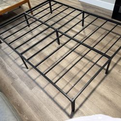 Queen Metal Bed Frame 