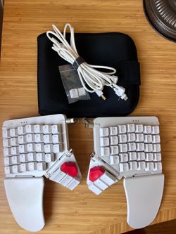 ZSA Moonlander Mark I MK1 Split Ergonomic Mechanical Keyboard White w/ Case