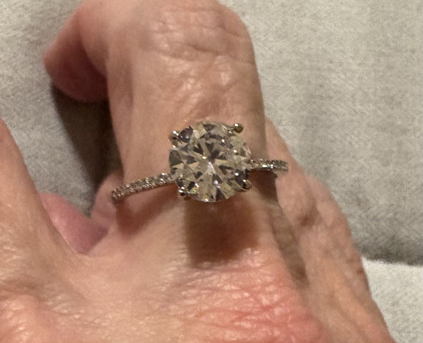 New CZ 2 kt sterling silver wedding ring size 10