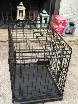 Medium Dog Crate like new New Price