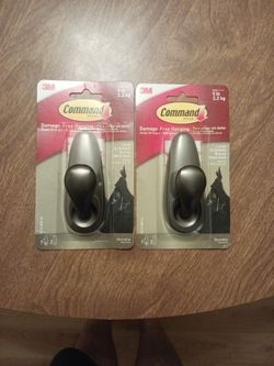 Command 5lb. Bronze Colored Metal Hook