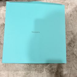 Tiffany Pitcher and Wine Glass Set 