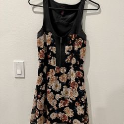 Material Girl Size Small Dress