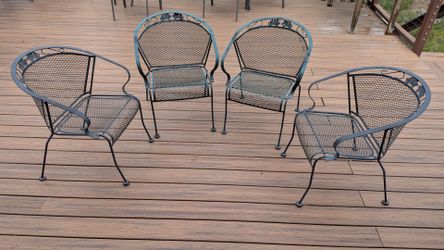 4 Metal Patio Chairs