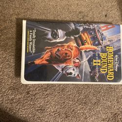 Homeward Bound 2 VHS