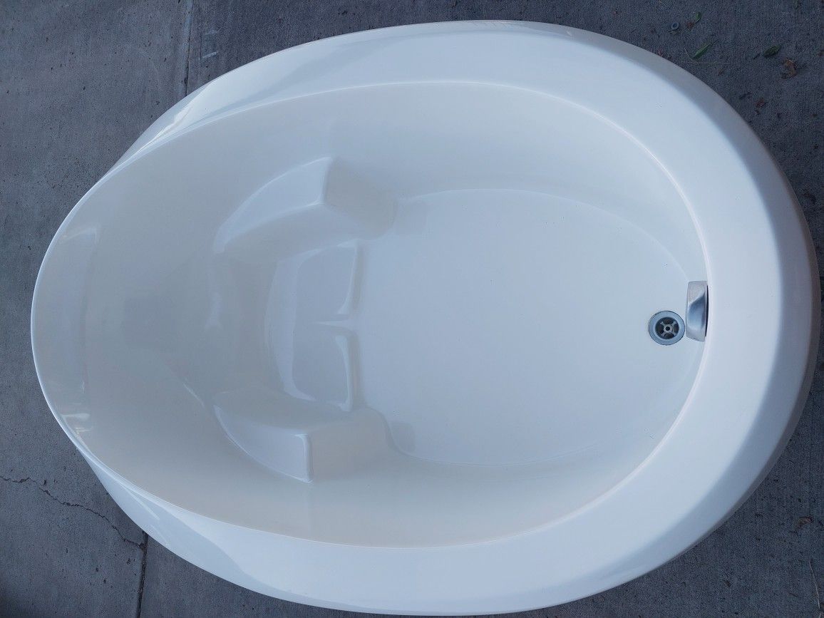 BATH TUB for Sale in Chula Vista, CA OfferUp