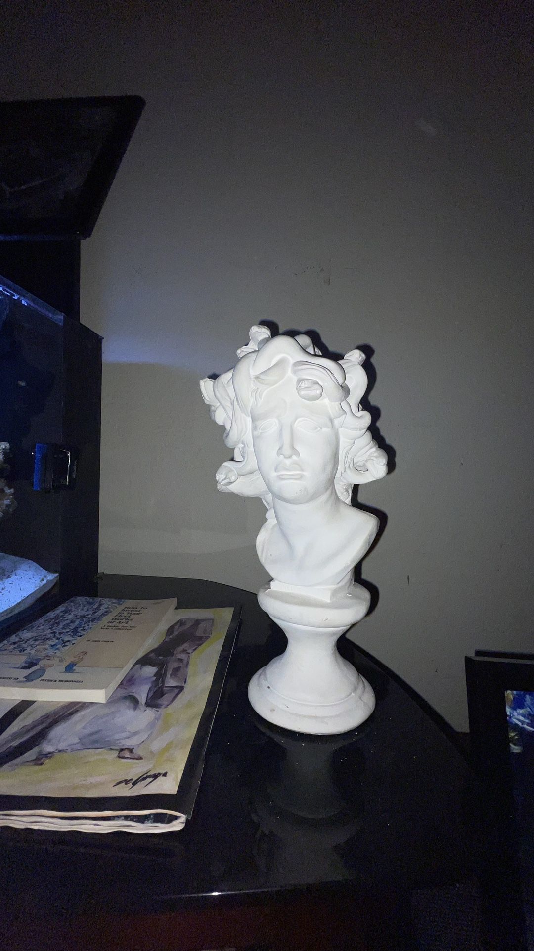 Medusa statue solid 
