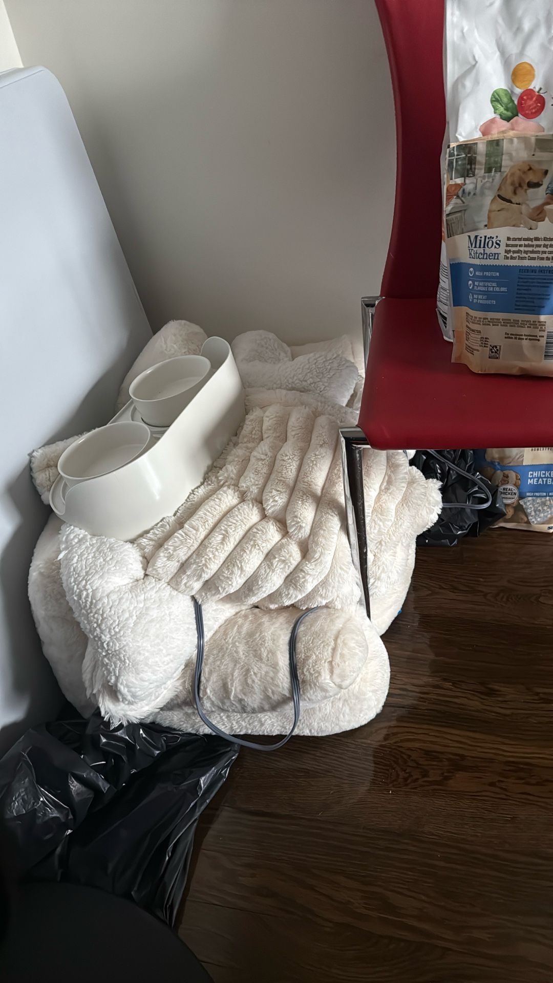 Puppy Bed, Heated Blanket, Food And Water Bowl