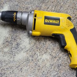 DEWALT DW272 6.3 Amp Corded Variable Speed Reversible Drywall Screw drill  drywall drill