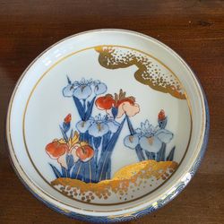 Porcelain shallow bowl with hand-painted iris decoration by Gold Imari