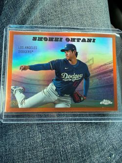 🔥 **RARE SHOHEI OHTANI ORANGE REFRACTOR /25 🔥
