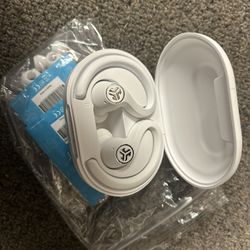 JLab JBuds Air Sport True Wireless Bluetooth Earbuds + Charging Case, White, IP66 Sweat Resistance, Class 1 Bluetooth 5.0 Connection, 3 EQ Sound Setti