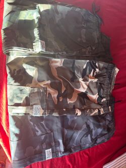 3 Camo Cargo pants XXL